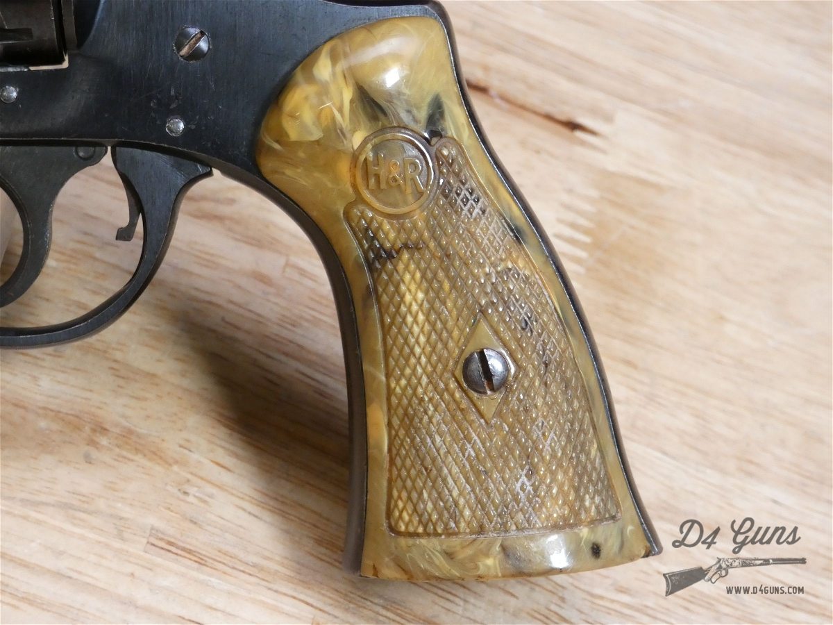 H R Model 922 22 LR 9 Shot Revolver Harrington Richardson