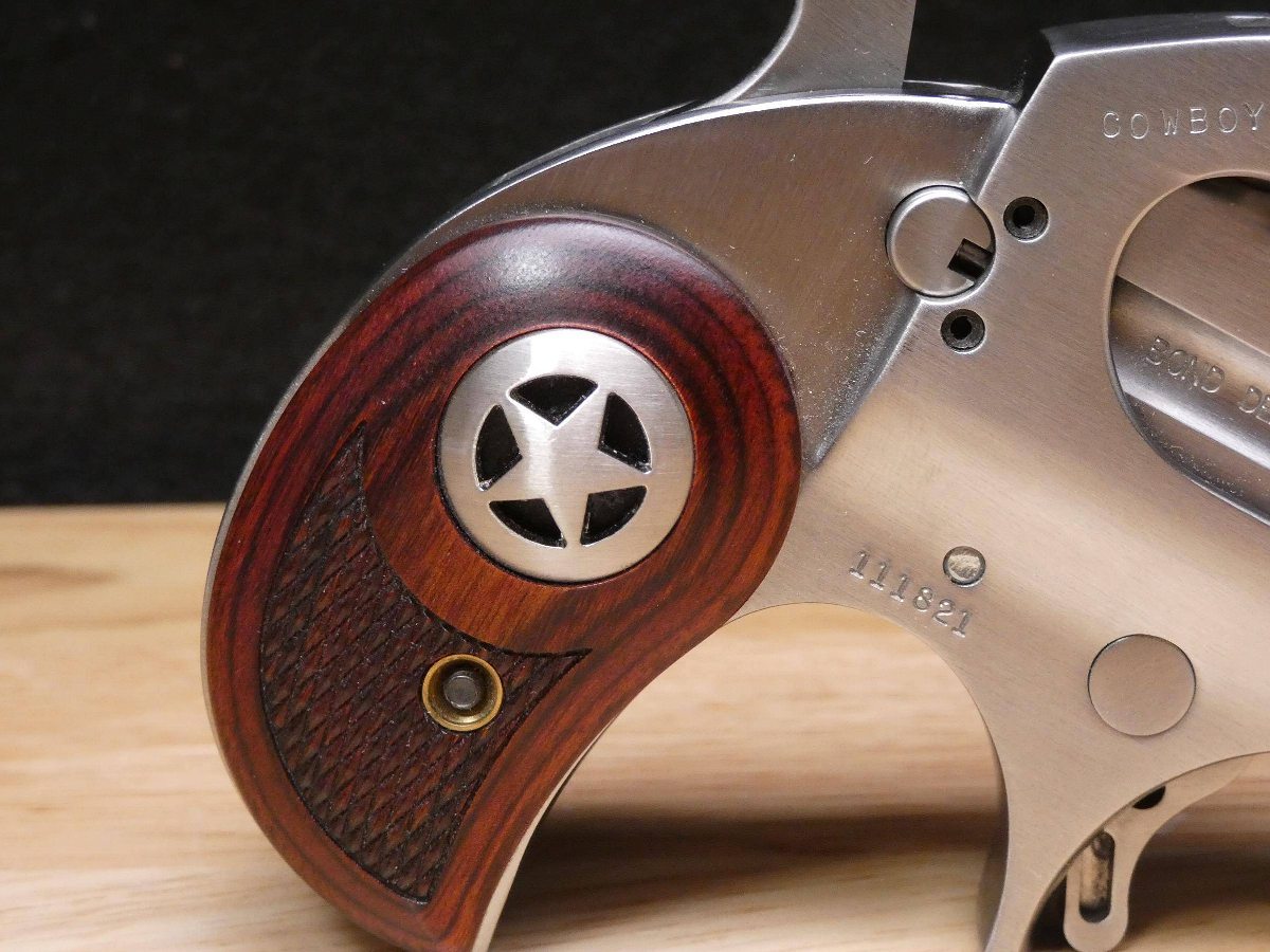 Bond Arms Cowboy Defender – .45 Colt/.410 | D4 Guns