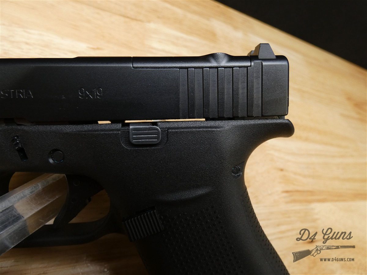 Glock 48 MOS 9mm G48 CCW Pistol Optics Ready w/ Original Case