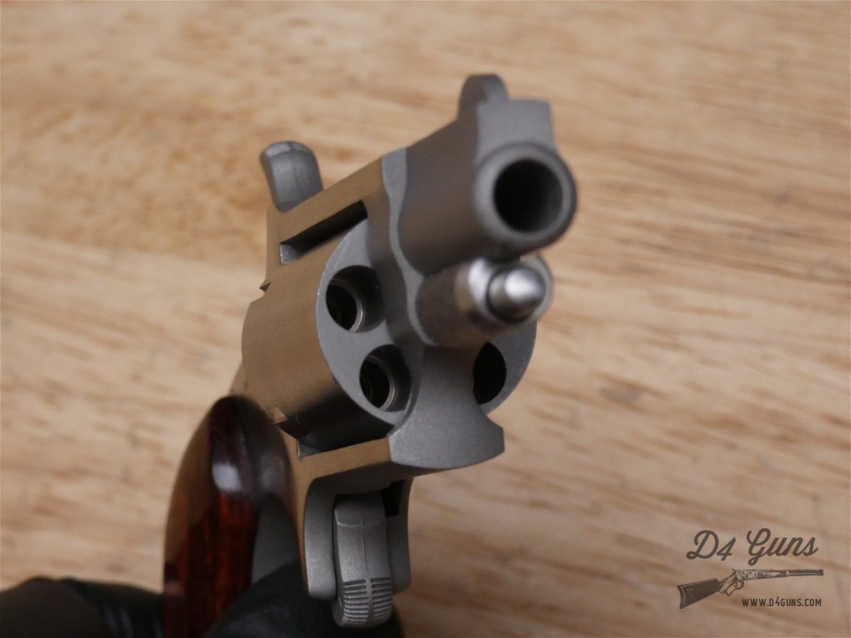 NAA Companion Cap and Ball .22 / 11 Percussion 5 Shot 2