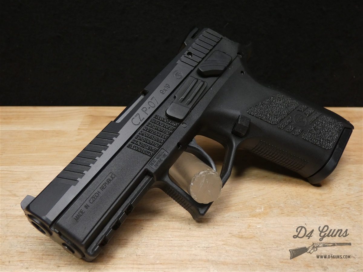 CZ P-07 - 9mm - w/ OG Case + Safariland Holster - P07 - MFG 2020 - CCW ...