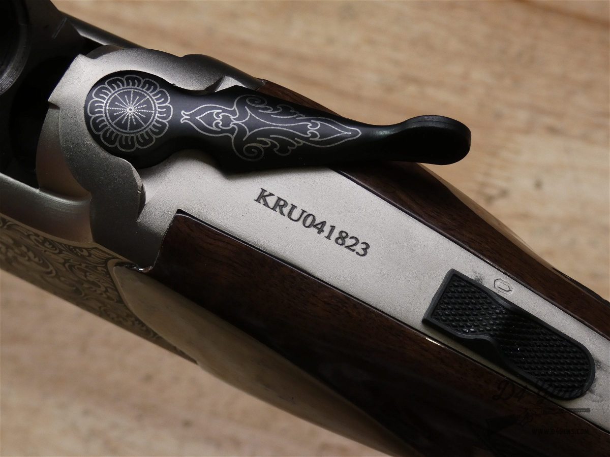 TriStar Upland Hunter NWTF 12ga Turkey 3 Inch 5 Chokes Hard Case Over Under Shotguns