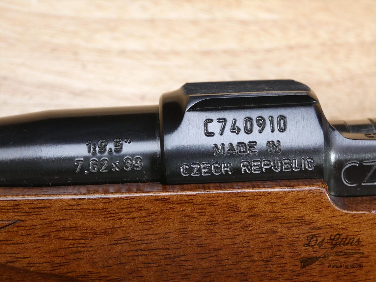Cz 527 carbine 7 62x39 walnut w 2 mags ak bolt action c