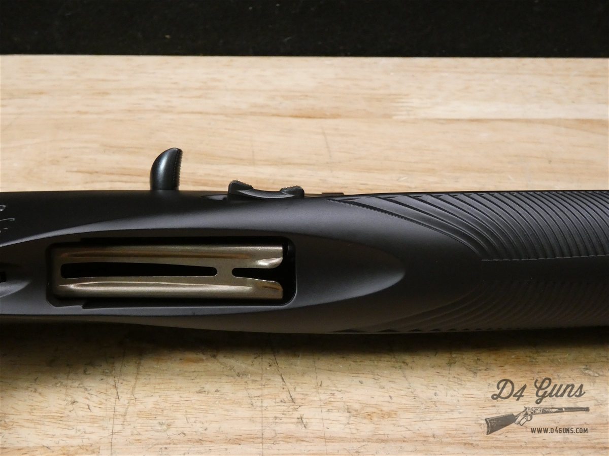 Benelli Vinci 12ga Mfg. 2010 Italy 3in 5 Chokes Semi w