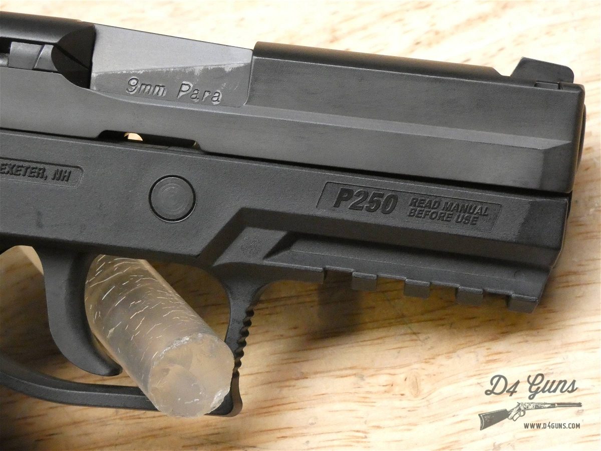 Sig Sauer P250 Nitron - 9mm - DAO - w/ 3 Mags & Case - Carry Gun - 250-img-10