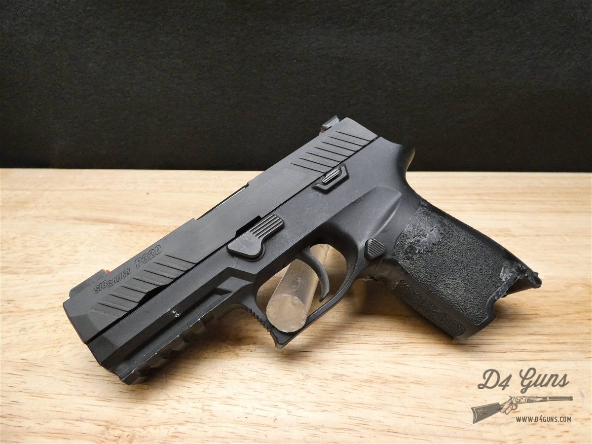 Sig Sauer P320 Nitron Compact - 9mm - Home Defense - CCW - w/Case & 3 Mags-img-2