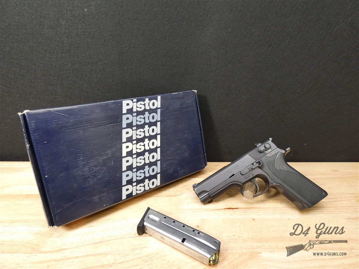 Smith & Wesson 411 - .40 S&W - Blued - Alloy Frame - w/ OG Box & Mag!-img-1
