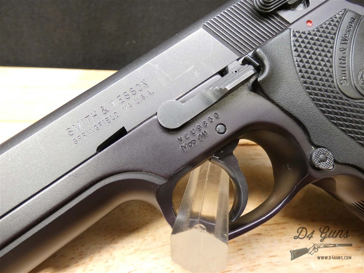 Smith & Wesson 411 - .40 S&W - Blued - Alloy Frame - w/ OG Box & Mag!-img-5