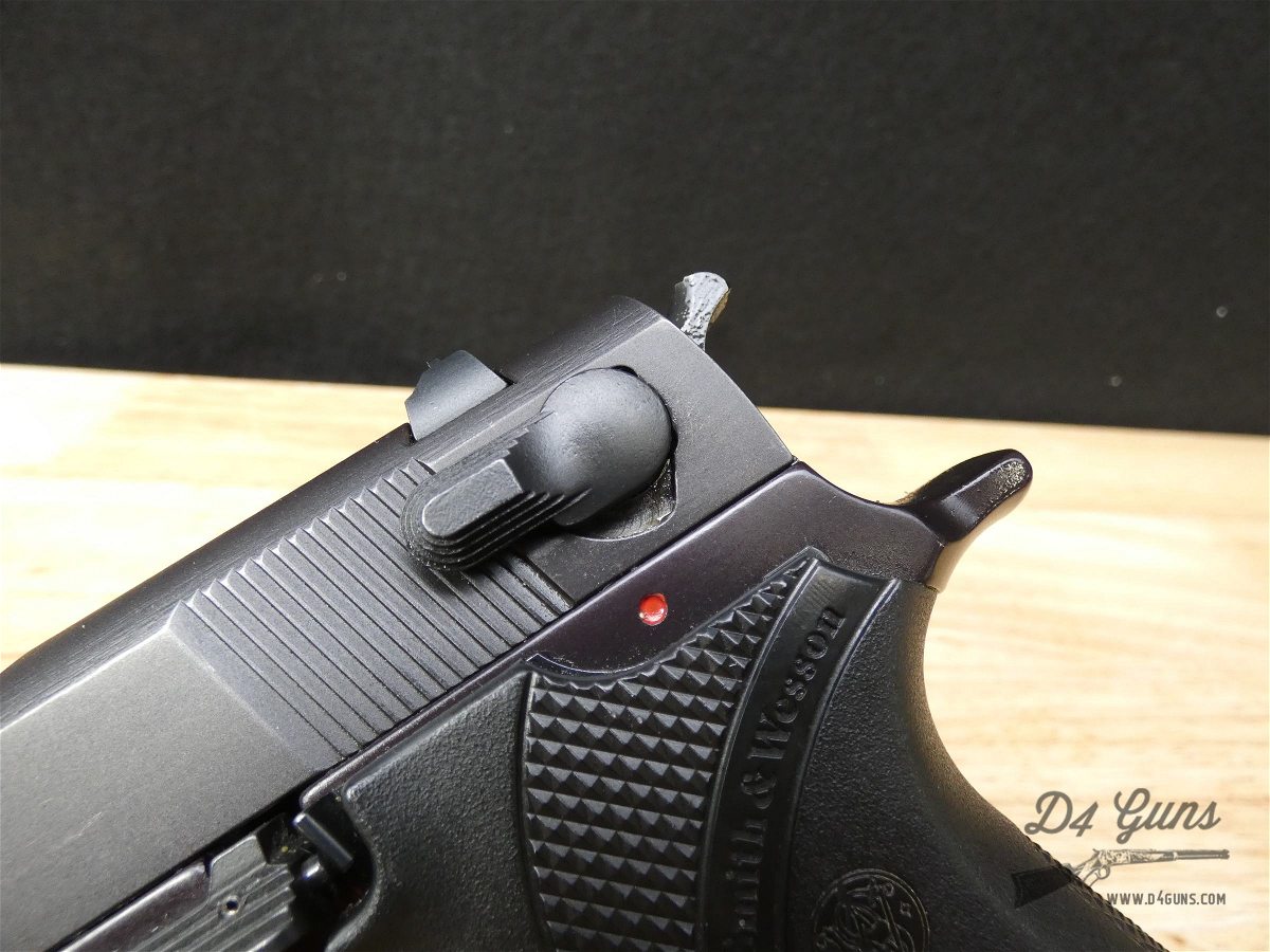Smith & Wesson 411 - .40 S&W - Blued - Alloy Frame - w/ OG Box & Mag!-img-6