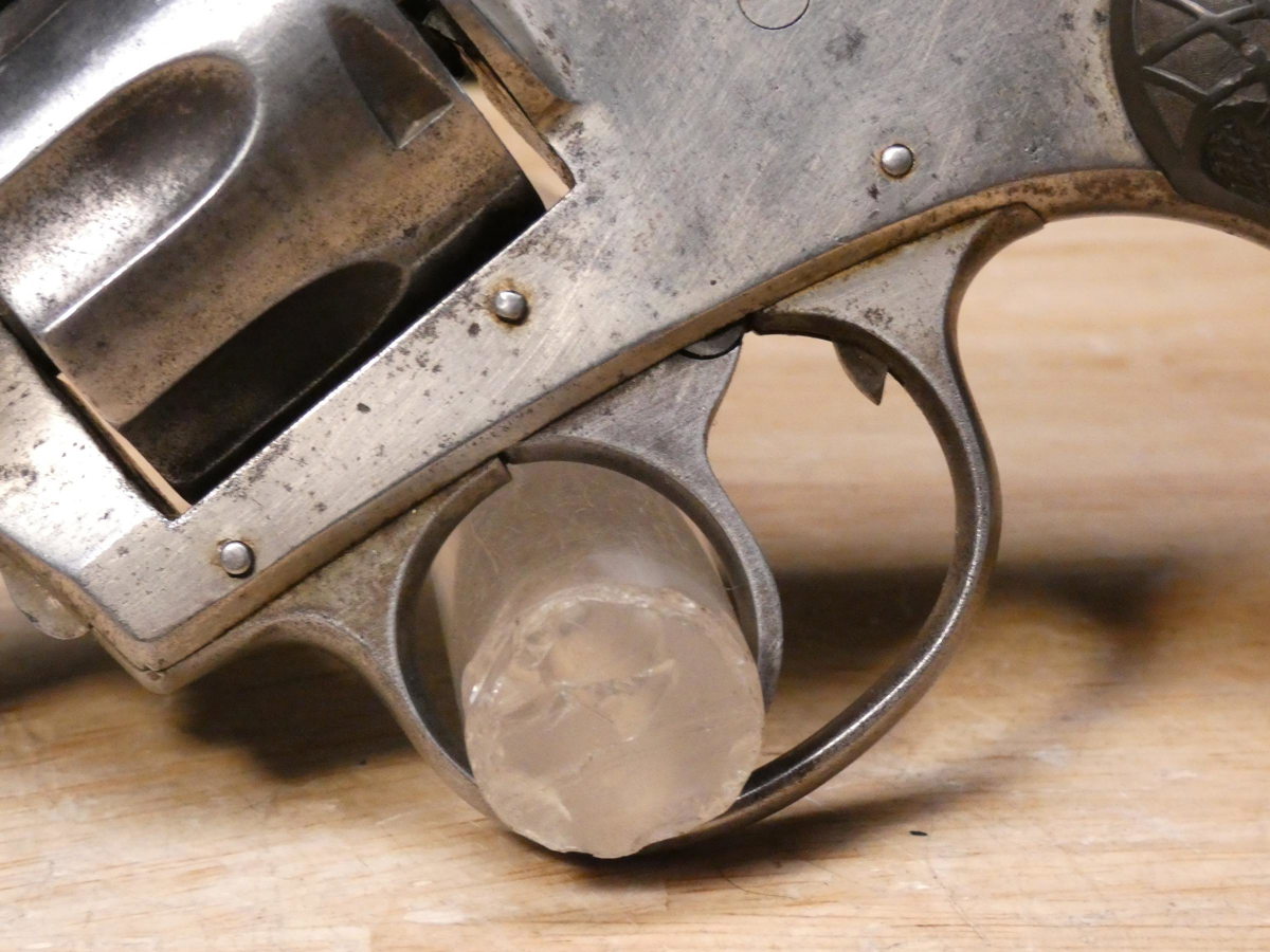 Harrington & Richardson Safety Hammer Double Action- .32 S&W - H&R Revolver-img-7