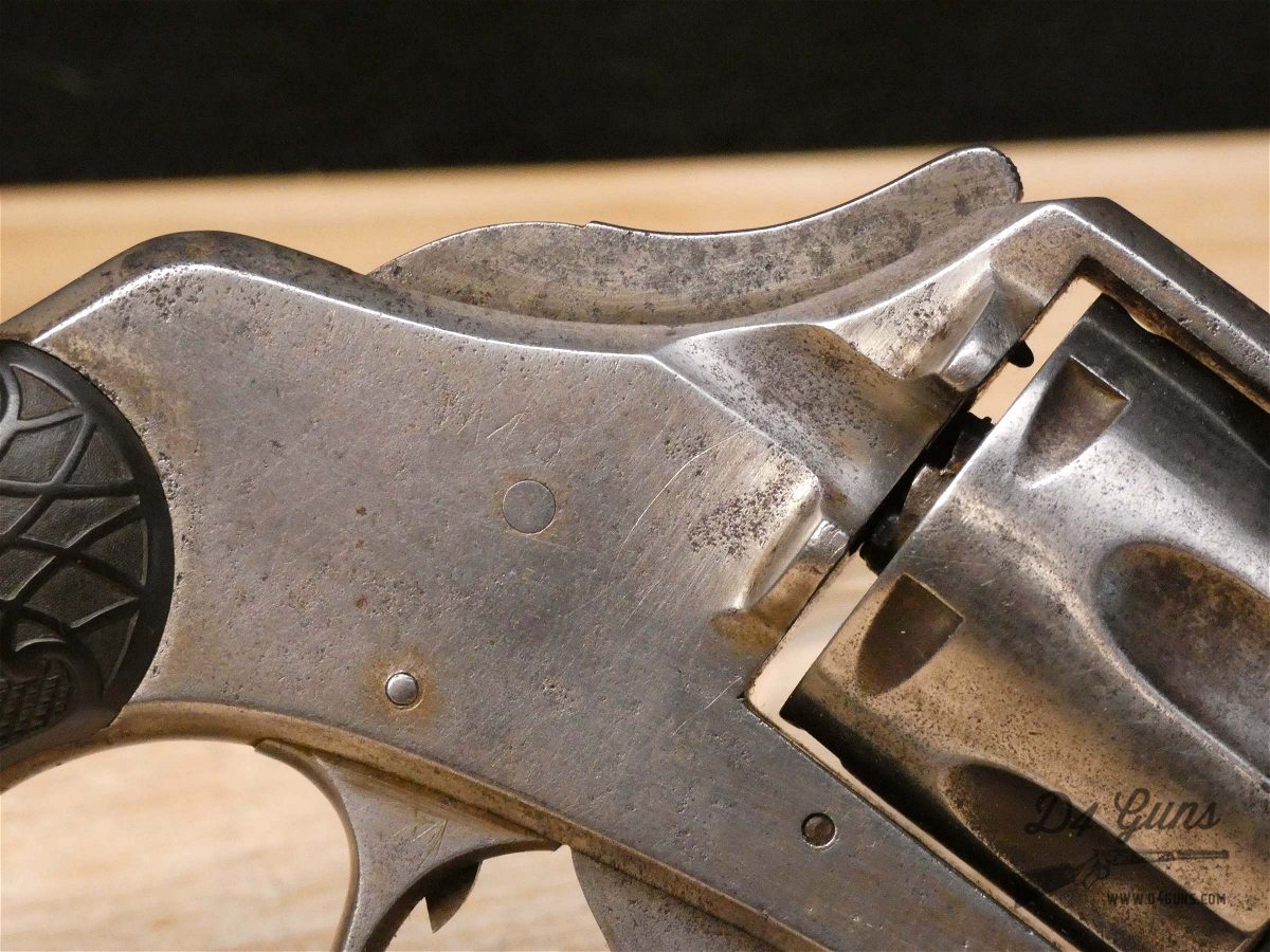 Harrington & Richardson Safety Hammer Double Action- .32 S&W - H&R Revolver-img-10