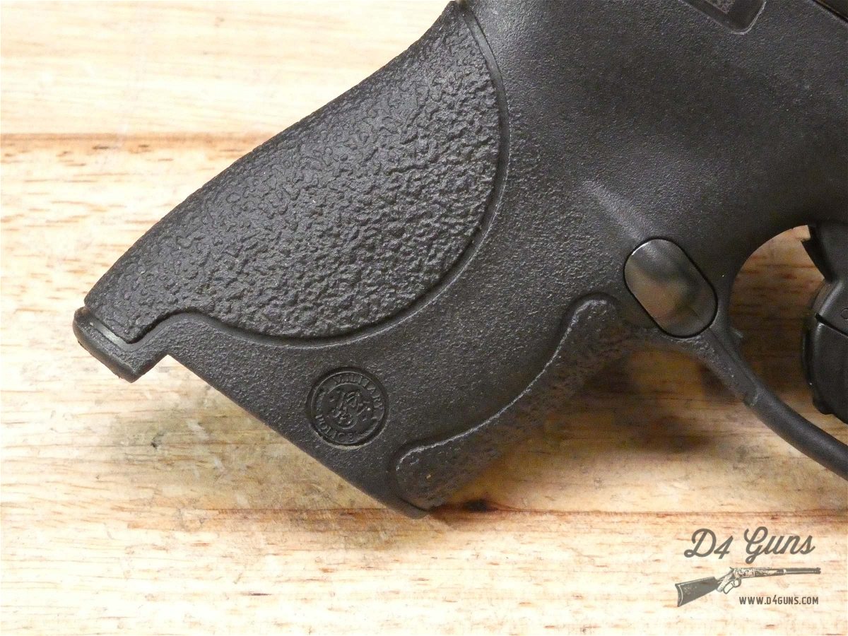 Smith & Wesson M&P40 Shield - .40 S&W - S&W M&P - CCW - w/ Case & 2 Mags!-img-8