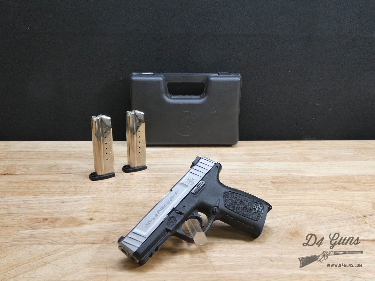 Smith & Wesson SD9VE - 9mm - w/ 2 Mags - S&W SD9 VE - LOOK!-img-2