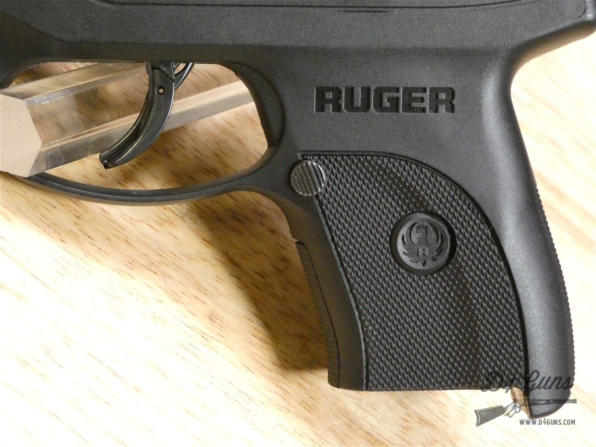 Ruger LC9s - 9mm - w/ 2 Mags & Case - Conceal Carry - Mfg 2016-img-6