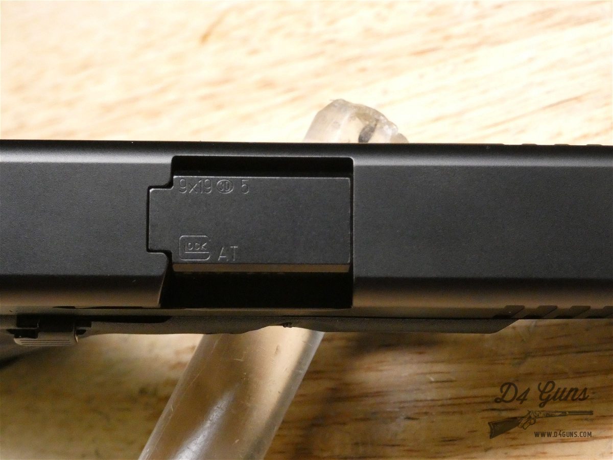  Glock 45 - 9mm - w/ 3 Mags & OG Case - G45 Gen 5 - Night Sights - Austria-img-19