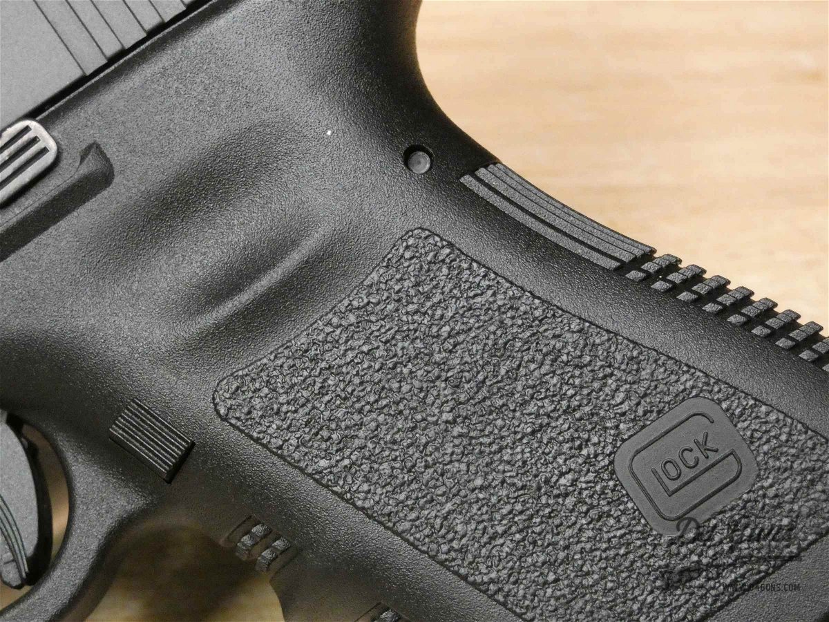 Glock 19 Gen 3 - 9mm - Austrian Made - G19 - w/ OG Case & 2 Mags! - CA Comp-img-6
