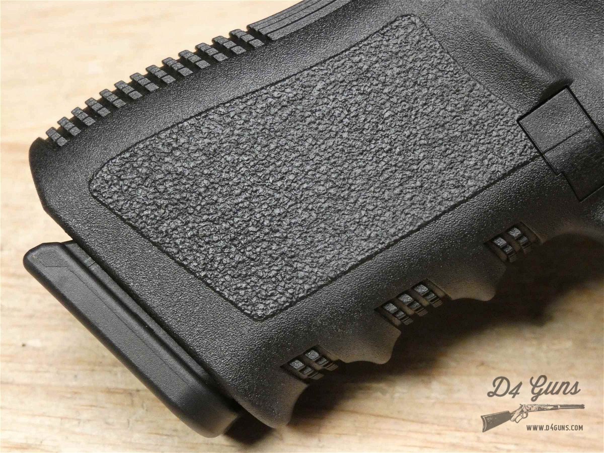 Glock 19 Gen 3 - 9mm - Austrian Made - G19 - w/ OG Case & 2 Mags! - CA Comp-img-10