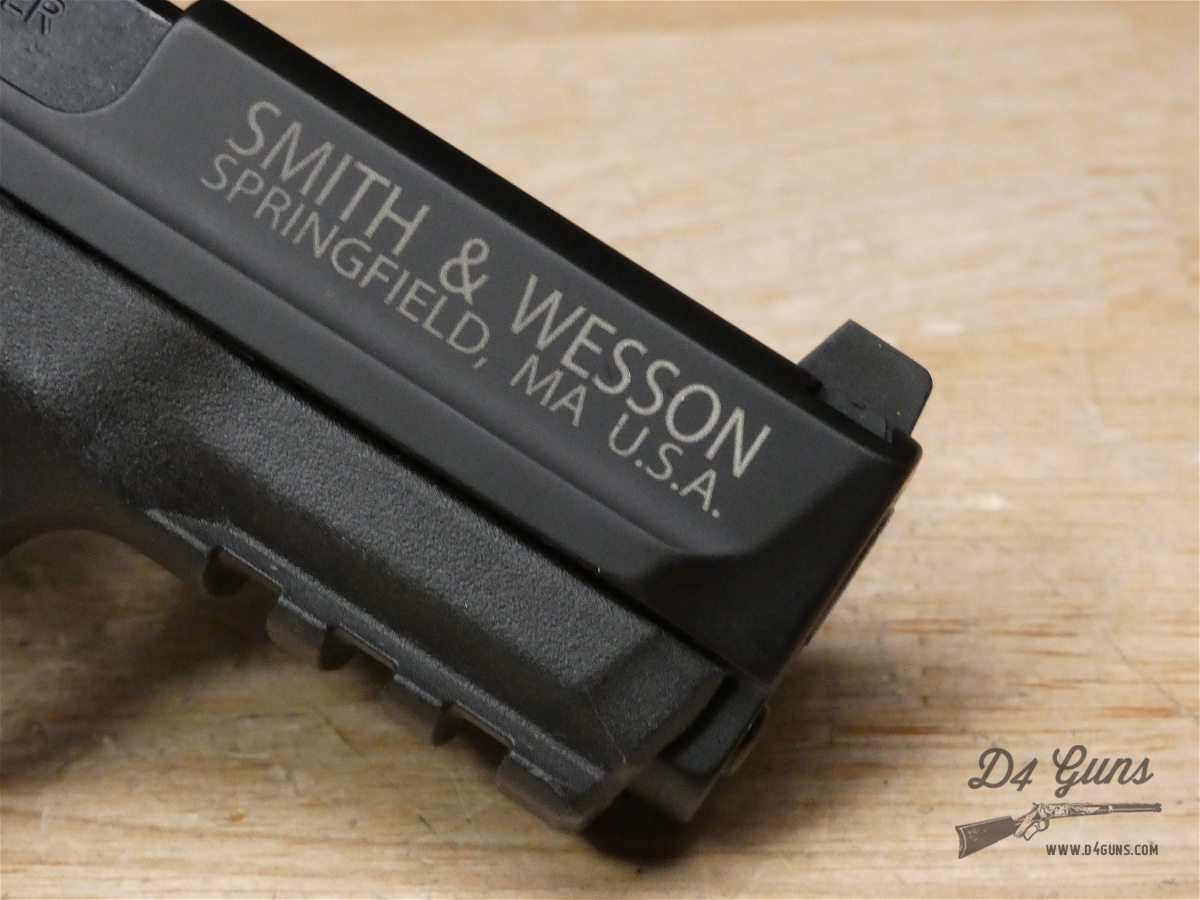 Smith & Wesson M&P22 Compact - .22 LR - S&W M&P 22 - w/ Box + More-img-13