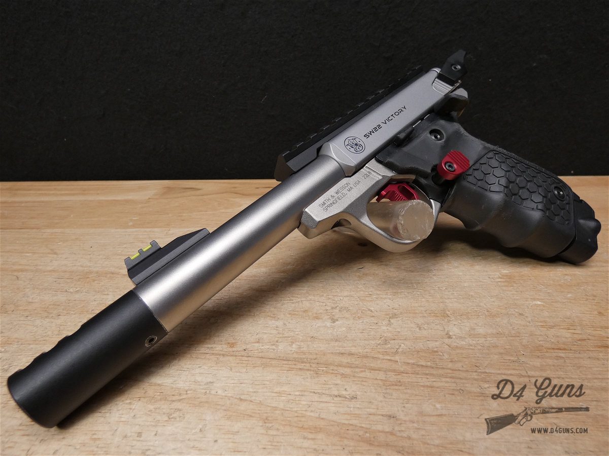 Smith & Wesson SW22 Victory - .22 LR - S&W - 4 Mags & Tandemkross Upgrades-img-1