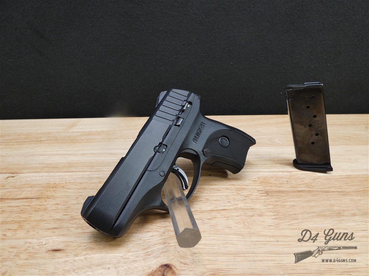  Ruger EC9s - 9mm - w/ 1 Mag - Home & Personal Defense - MFG 2019 - CCW-img-1