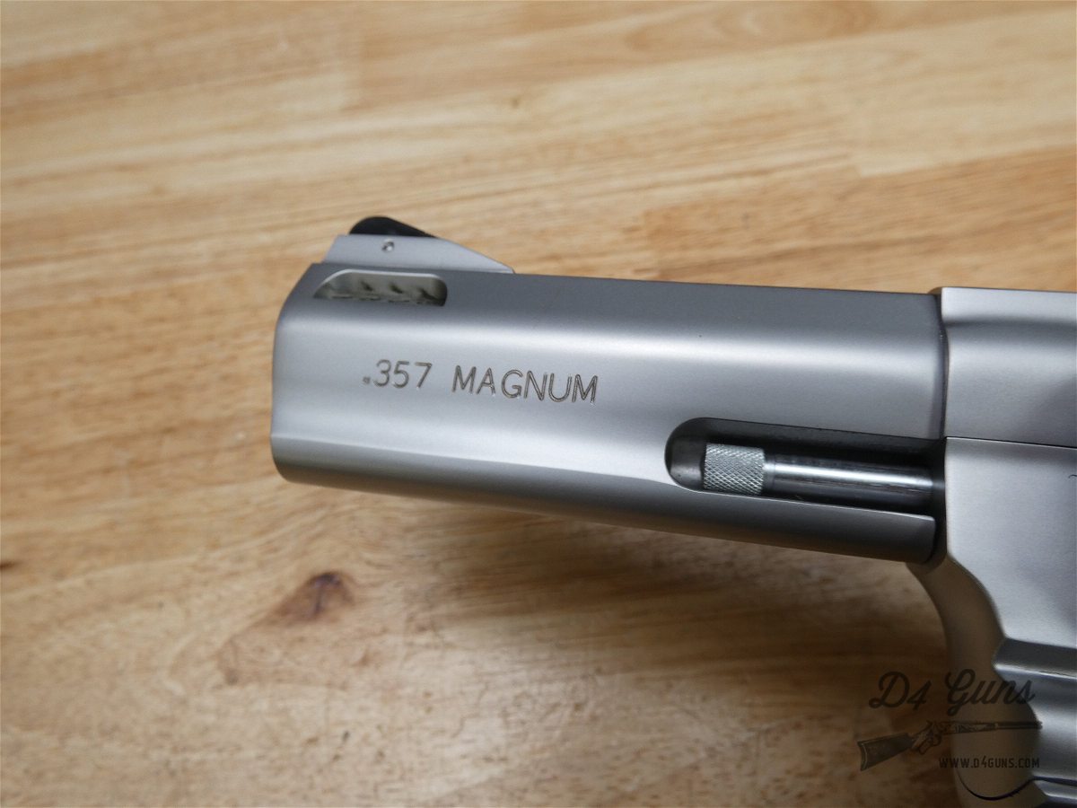 Taurus M627 - .357 Mag - Stainless - Ported 4in BBL - w/case - 2-627049-img-30