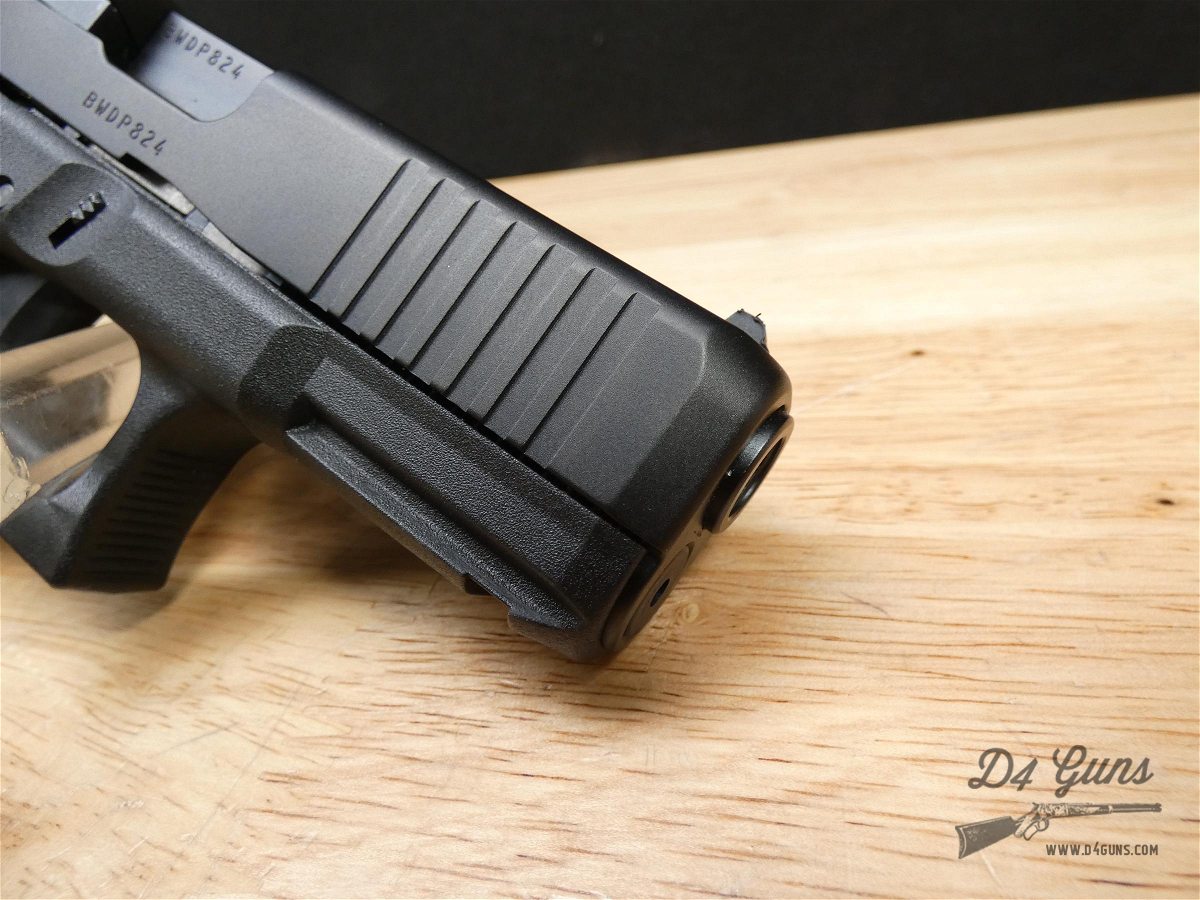 Glock 45 Gen 5 - 9mm - w/ 3 Mags & Case - G45 - Compact 17 - LOOK!-img-21