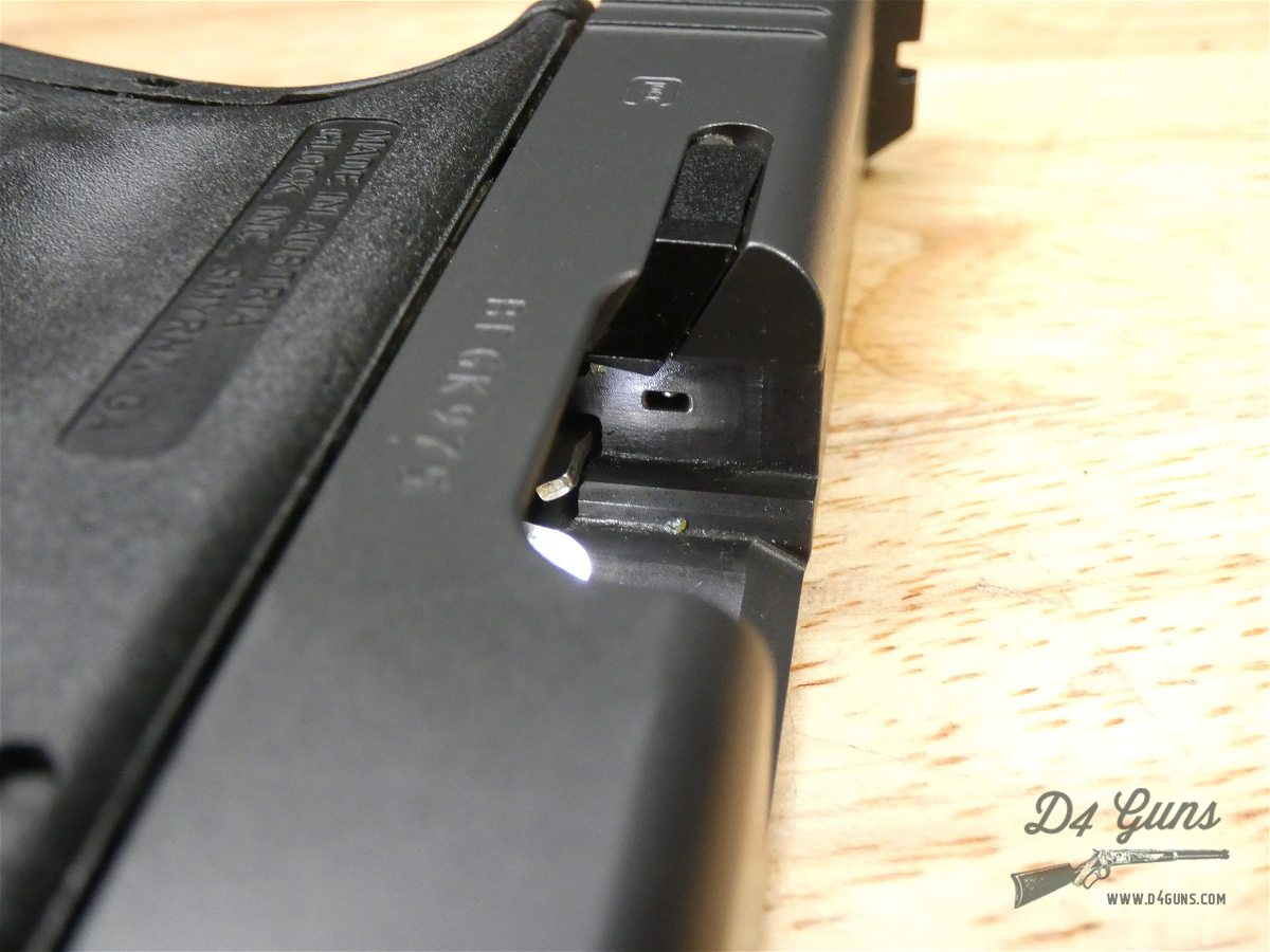 Glock 17 Gen4 - 9mm - G17 - w/ Case + More - Popular Carry Pistol-img-22