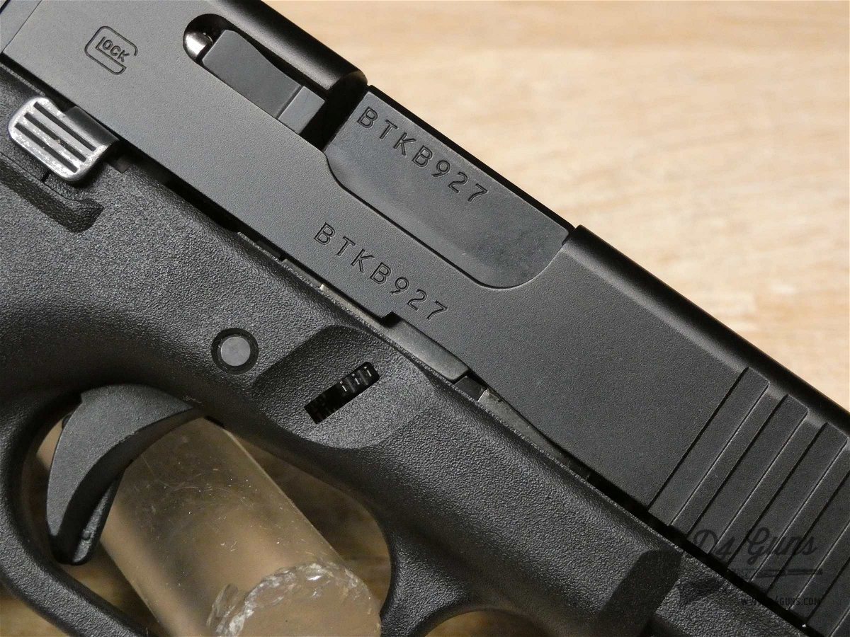 Glock 19 Gen 5 - 9mm - Austria - G19 Gen5 - w/ Case & 3 Mags - Look!-img-12