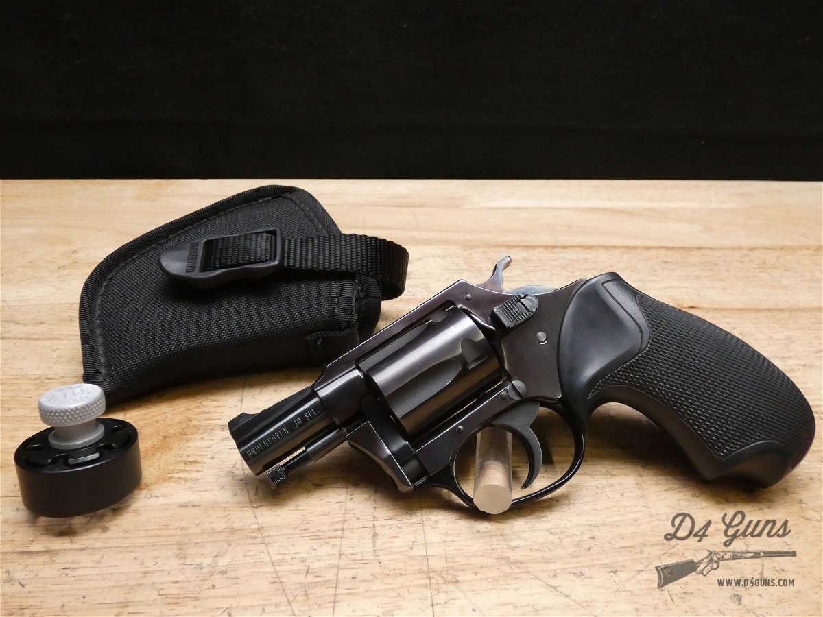 Charter Arms Undercover - .38 SPL - Conceal - CCW - Snubnose - Holster -img-1