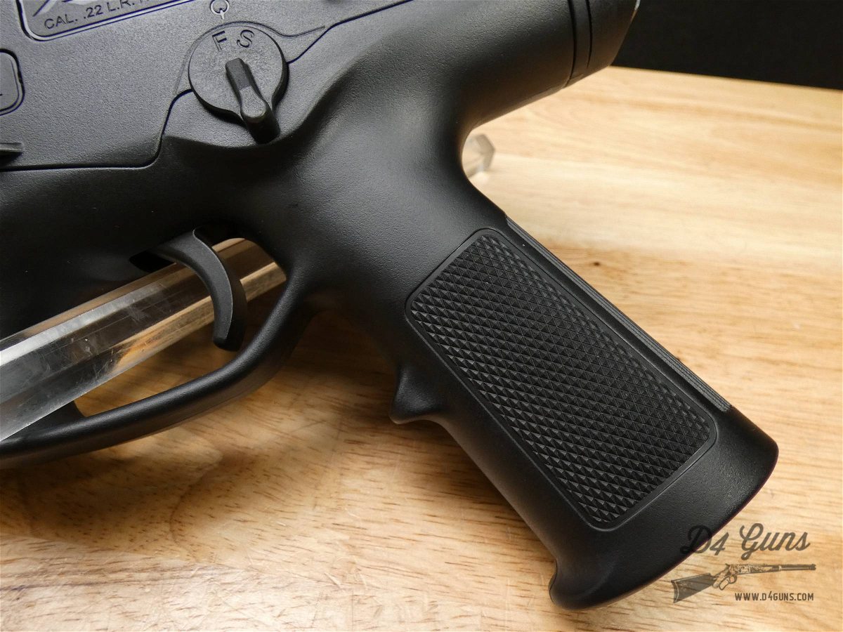 Beretta Model ARX160 Pistol - .22 LR - w/ Two Magazines & OG Case - ARX 160-img-8