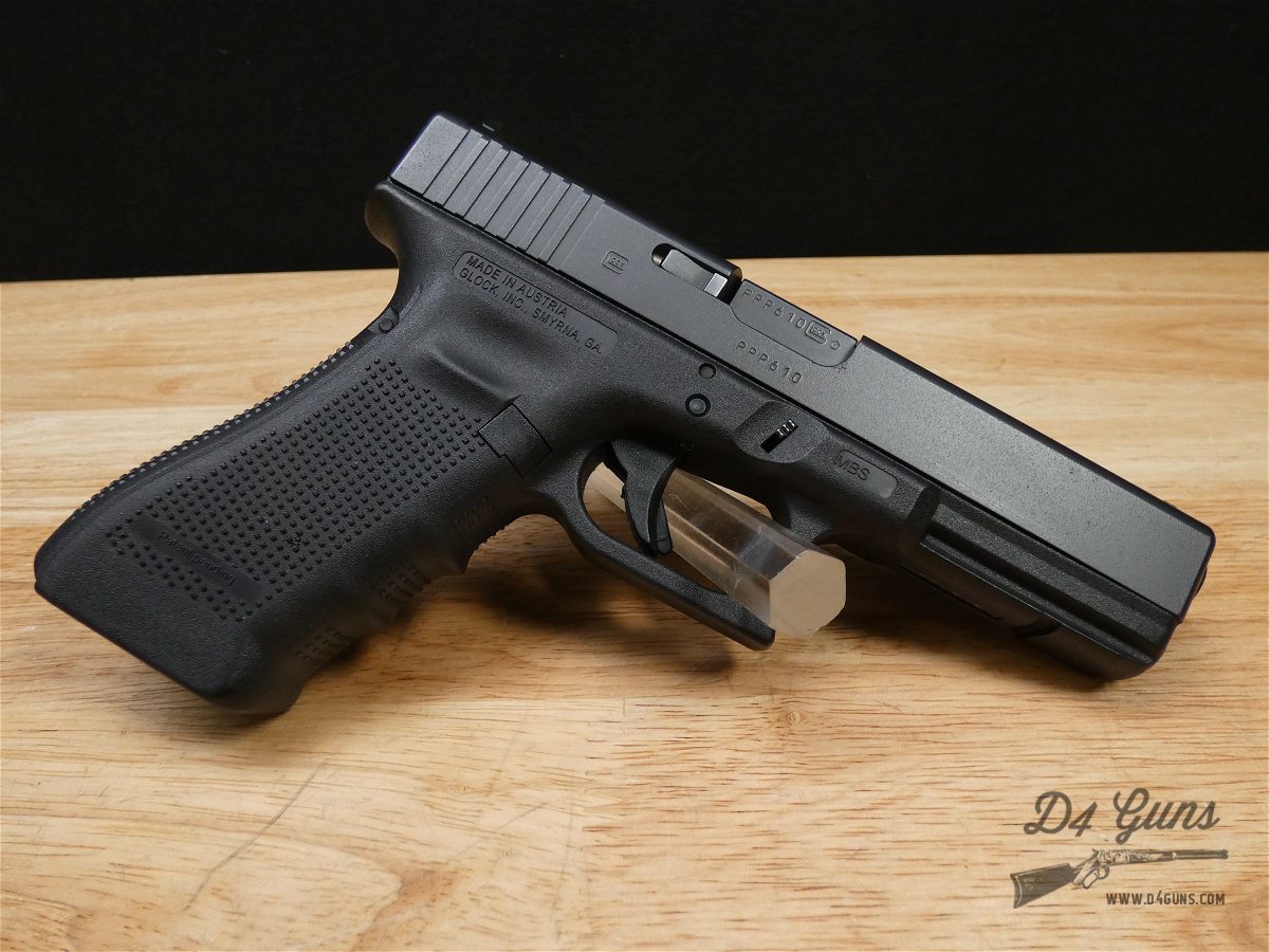 Glock 17 Gen4 - 9mm - G17 Gen 4 - w/ Case + More - Popular Carry Pistol-img-16