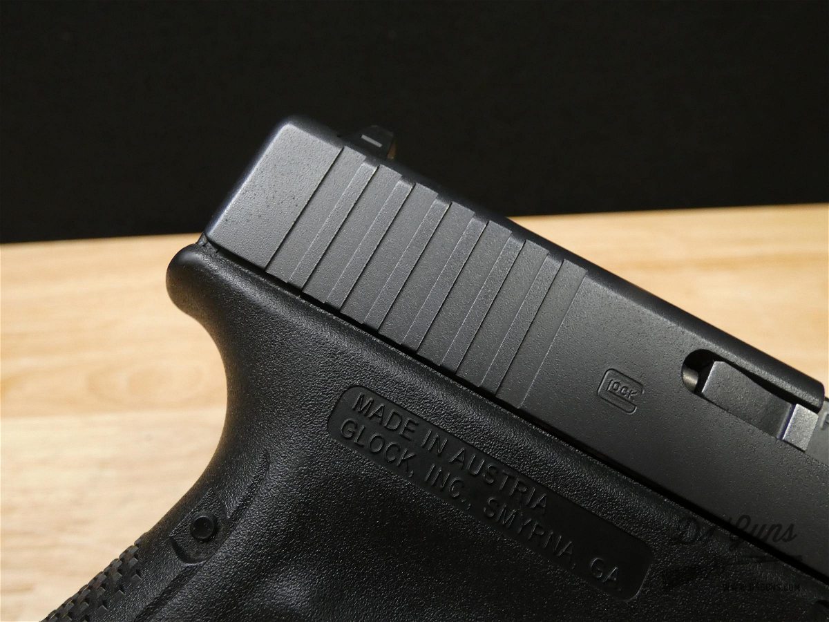 Glock 17 Gen4 - 9mm - G17 Gen 4 - w/ Case + More - Popular Carry Pistol-img-18