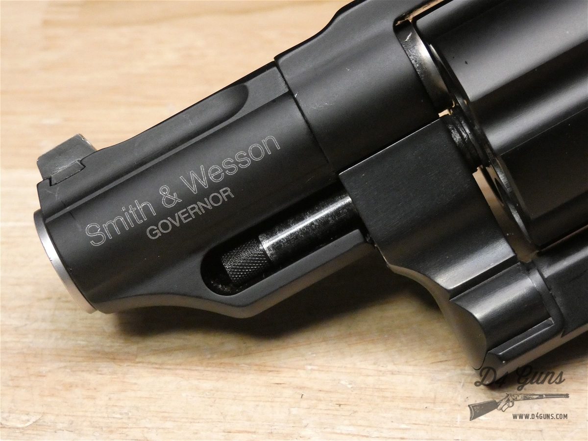 Smith & Wesson Governor - .45 LC .45ACP .410ga - S&W - Crimson Trace Grips-img-3