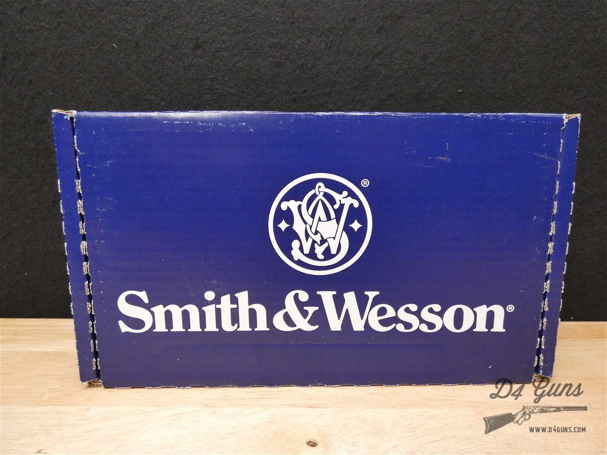 Smith & Wesson Governor - .45 LC .45ACP .410ga - S&W - Crimson Trace Grips-img-32