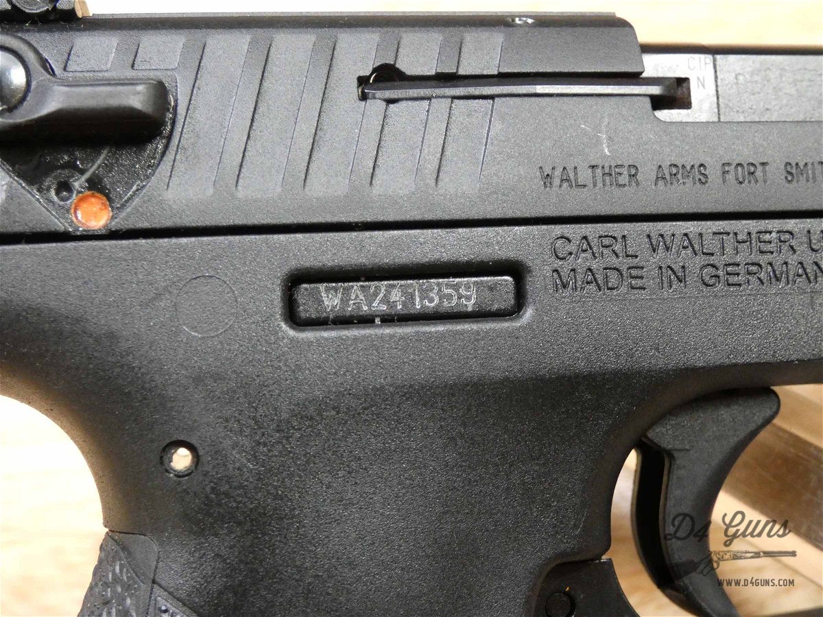 Walther P22 - .22 LR - P 22 - P-22 - MFG 2018 - w/ Laser & 2 Mags - Look!-img-27