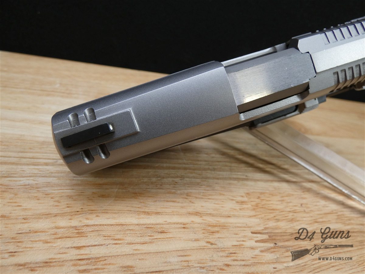 Ruger P95 - 9mm - Mfg. 2012 - P Series - SA/DA  - w/ 3 Mags -img-7