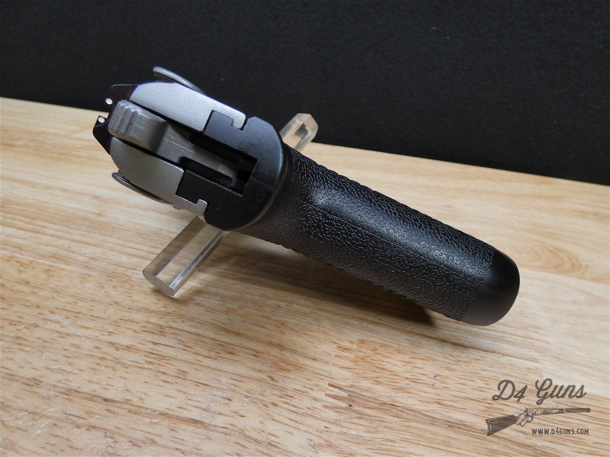 Ruger P95 - 9mm - Mfg. 2012 - P Series - SA/DA  - w/ 3 Mags -img-15