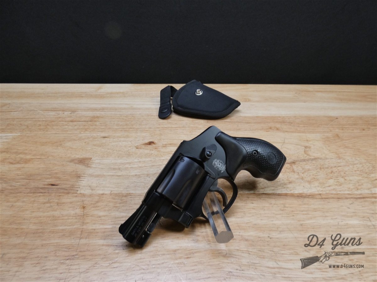 Smith & Wesson 442-1 Airweight - .38 SPL - S&W 442 - w/ Holster-img-1