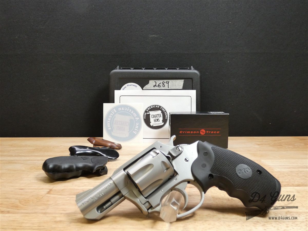 Charter Arms Police Undercover - .38 SPL - w/ OG Case & CT Laser - CCW !-img-1