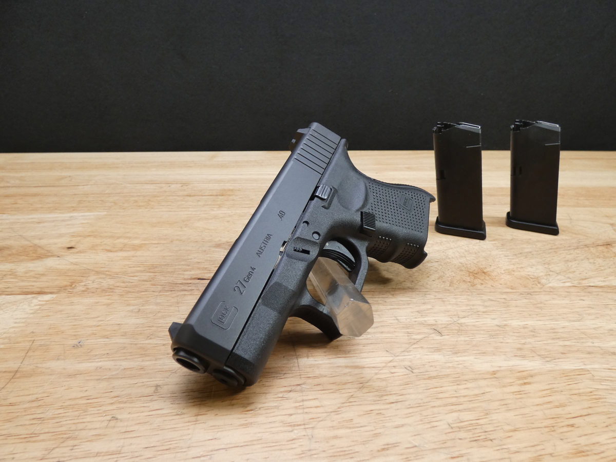 Glock 27 Gen 4 - .40 S&W - Compact G27 - w/ 2-Mags - CCW - LOOK!-img-2