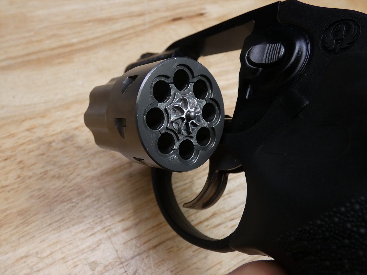 Ruger LCR - .22 LR - Mfg. 2012 - Light Compact Revolver - Hammerless-img-24