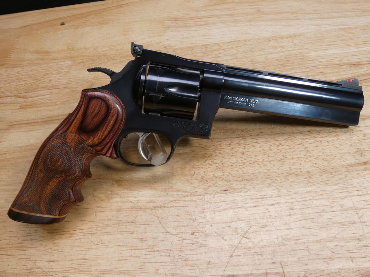 Dan Wesson Model 44 - .44 Mag - w/Holster - 6in BBL - DA/SA Revolver-img-21
