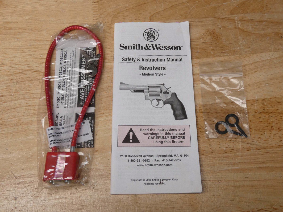 Smith & Wesson 638-3 Airweight - .38 SPL +P - Stainless S&W 638 w/ OG Case-img-11