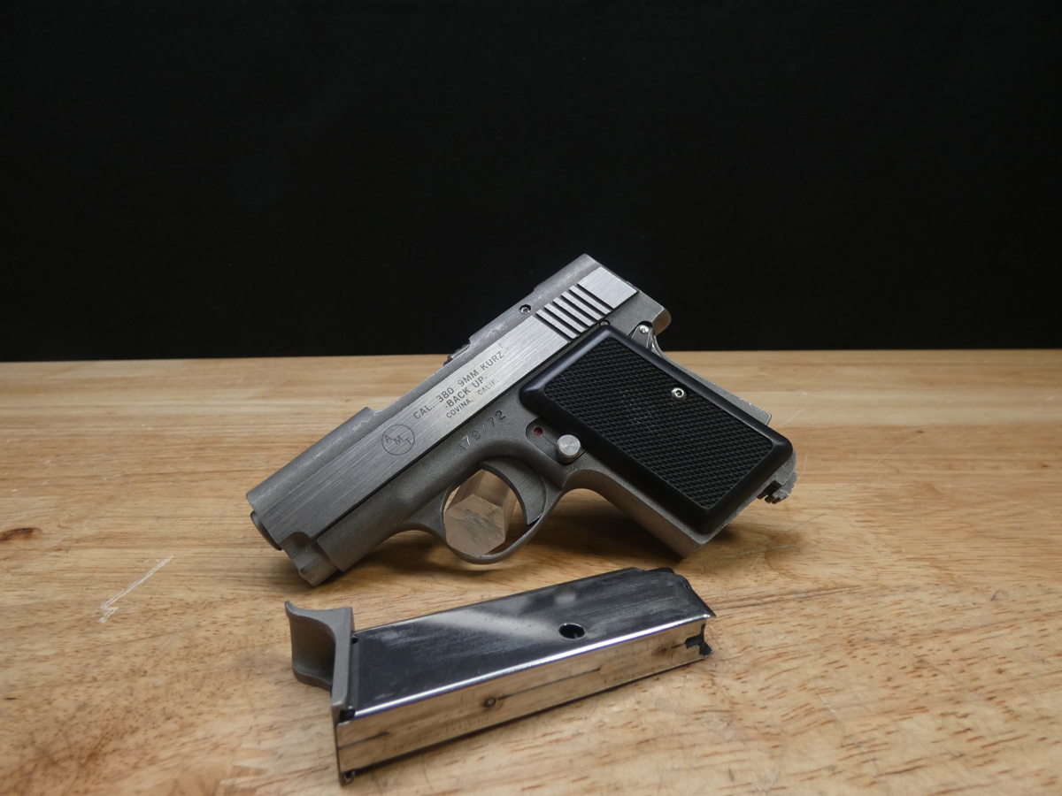 AMT Backup - .380 ACP/ 9MM Kurz - Stainless - w/Mag - Pocket Pistol ...