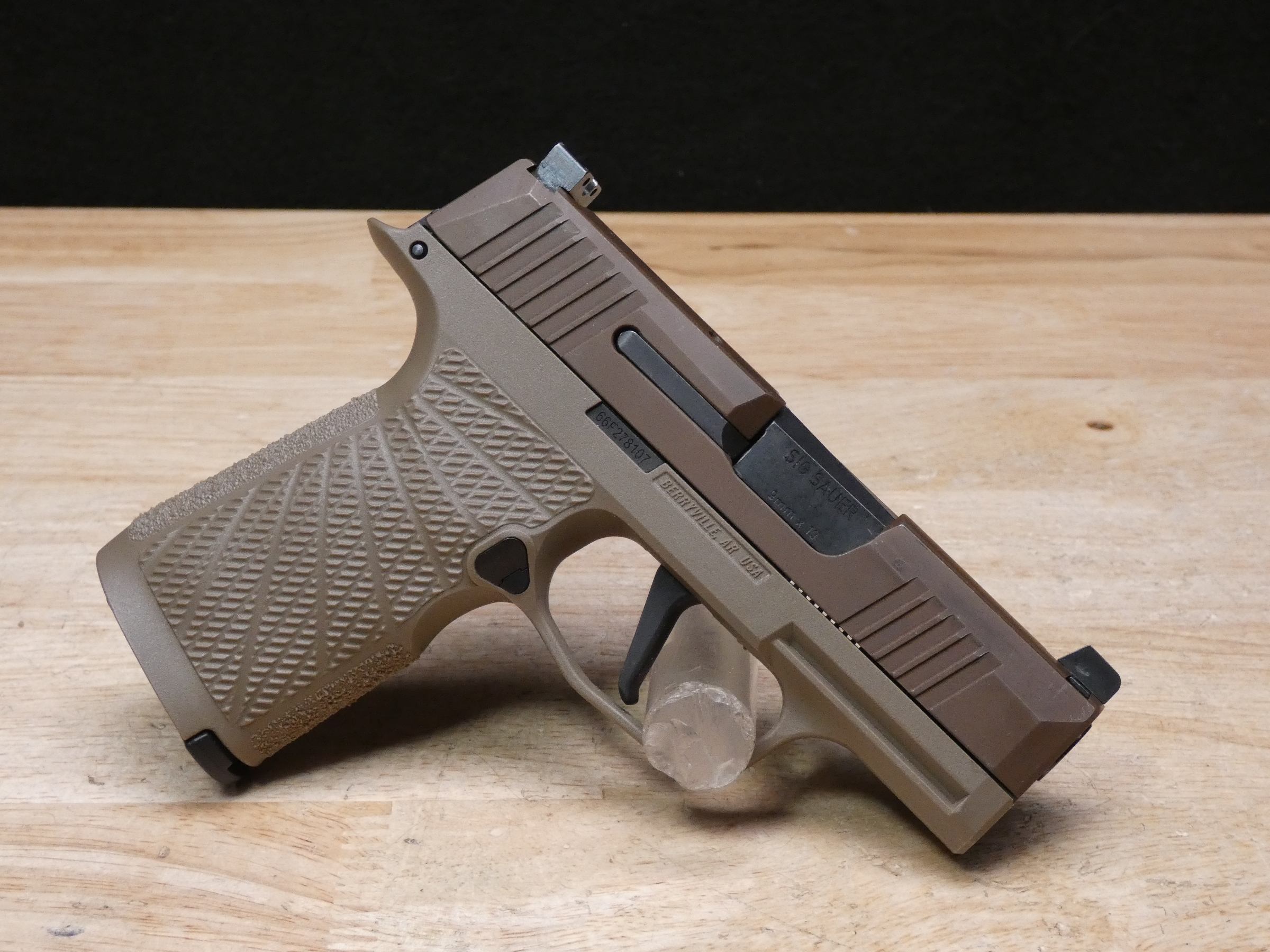Sig P365 Night Sight Recall 19 - c7kf7ij