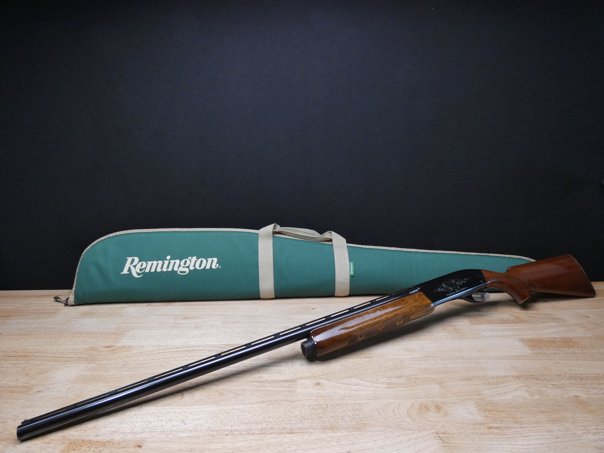 Remington Model 1100 - 12 Gauge - Classic Semi - MFG 1969 - Vent Rib-img-1