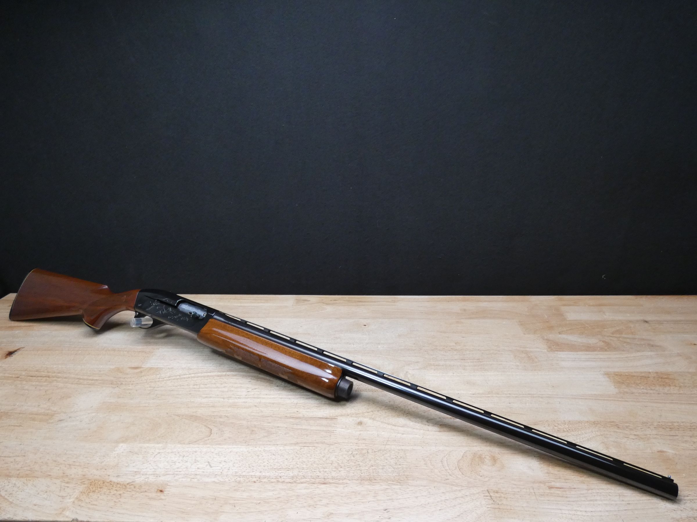Remington Model 1100 - 12 Gauge - Classic Semi - MFG 1969 - Vent Rib-img-20